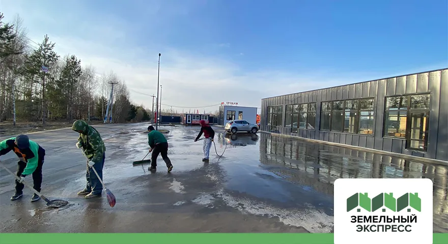 Генеральная уборка въездной группы поселка "РЭД"