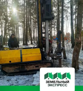Посёлок бизнес-класса "ПриЛесной" приступили к установке свай для дома охраны.