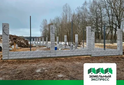 Строительство фасадного забора в КП "Триумфальный"