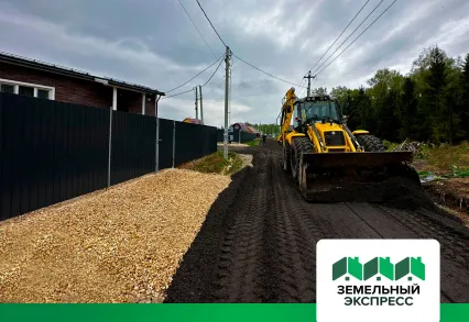 Укладка асфальтовой крошки в поселке "Земляничная поляна"