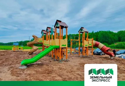 Детская площадка в поселке «Династия»