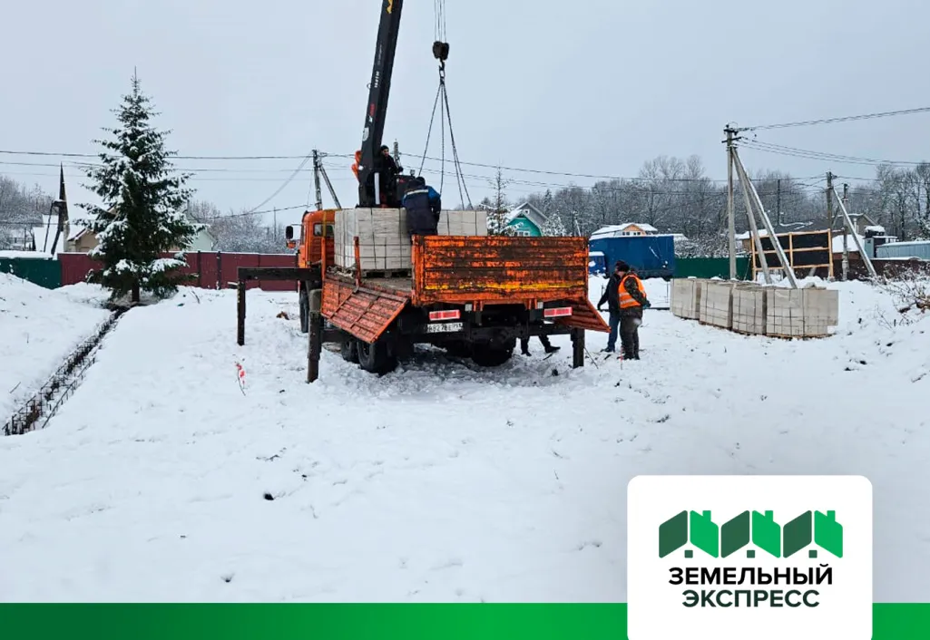 Монтаж забора в поселке "Шереметьевская Усадьба"