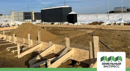 Строительство въездной группы в поселке "Фаворит"